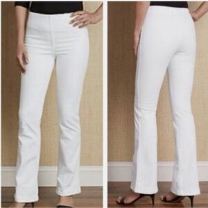 Soft surroundings PXS/W30 ultimate pull on bright white cowgirl bootcut jeans